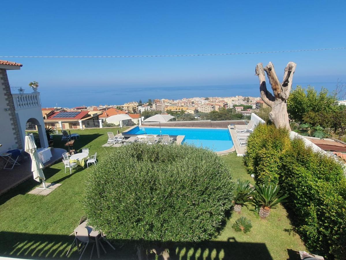 Villa Fontana Тропеа Екстериор снимка