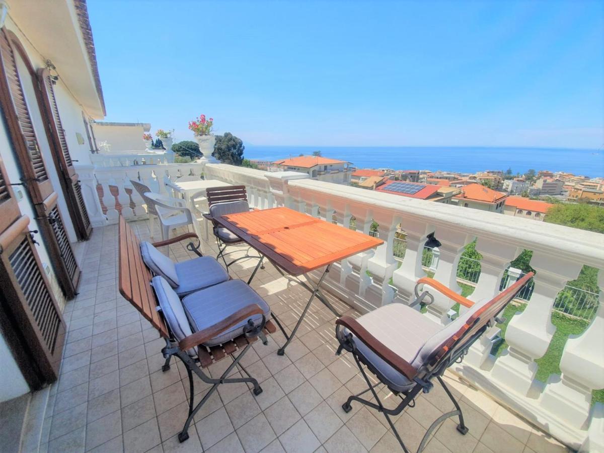 Villa Fontana Тропеа Екстериор снимка