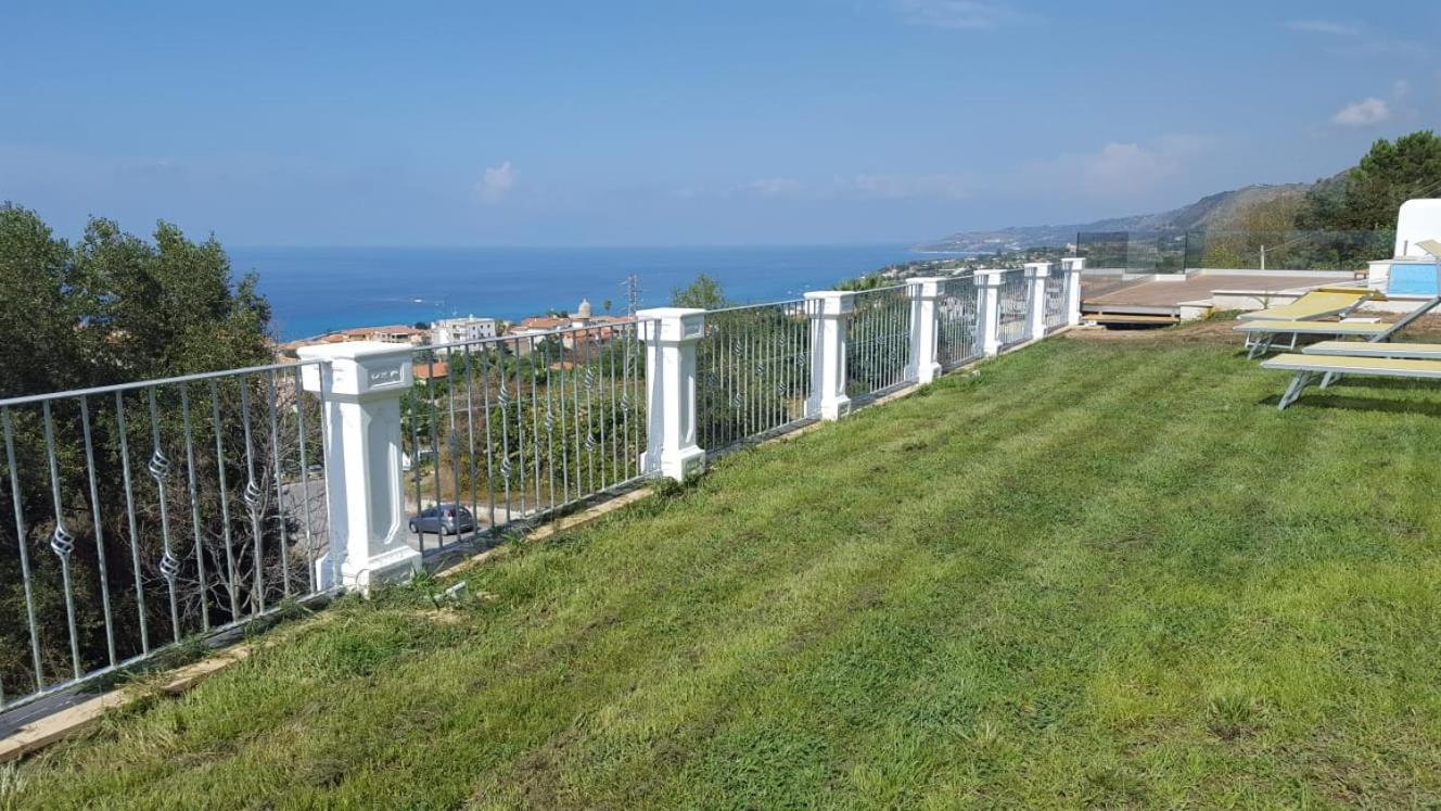 Villa Fontana Тропеа Екстериор снимка