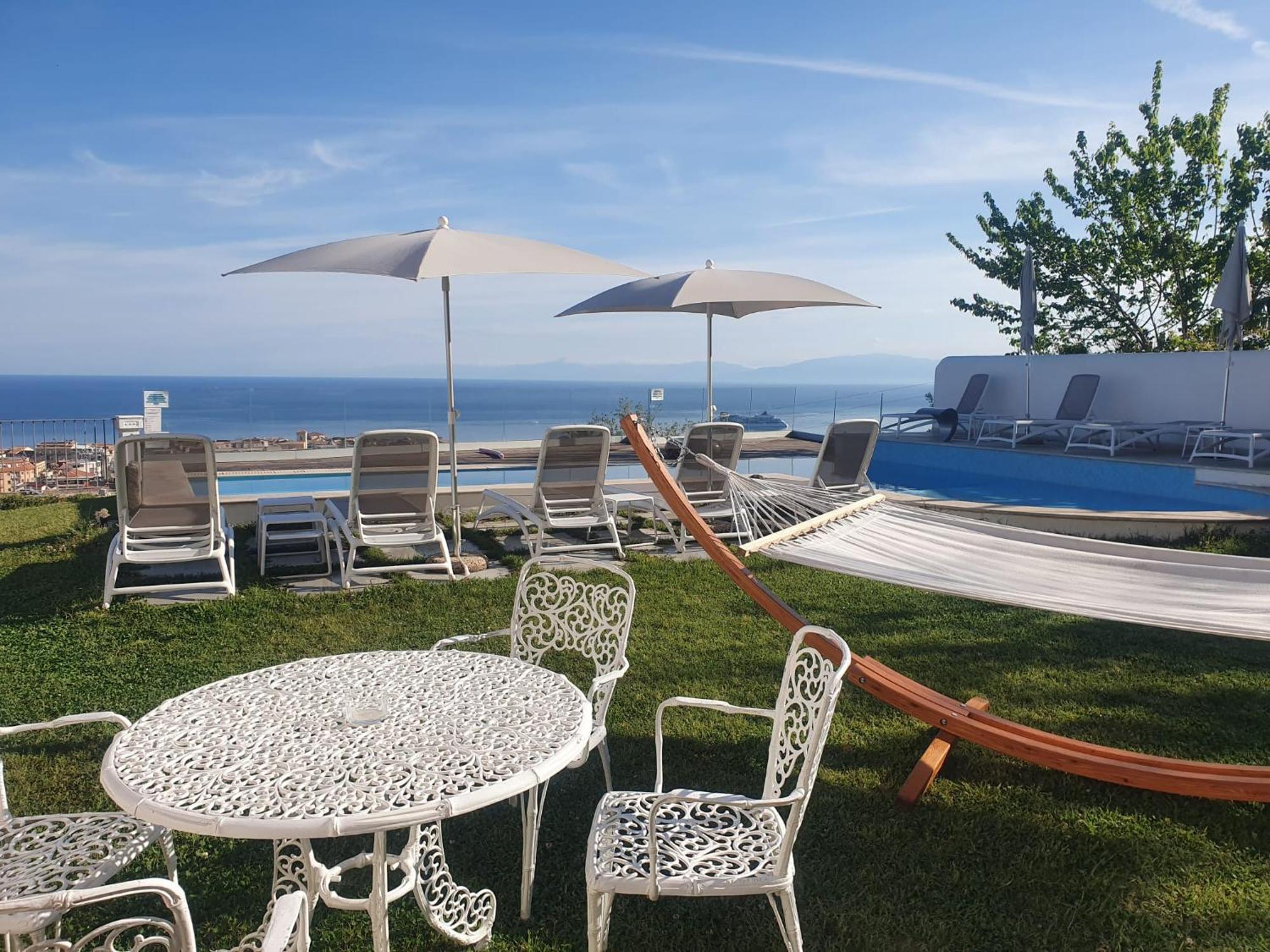 Villa Fontana Тропеа Екстериор снимка
