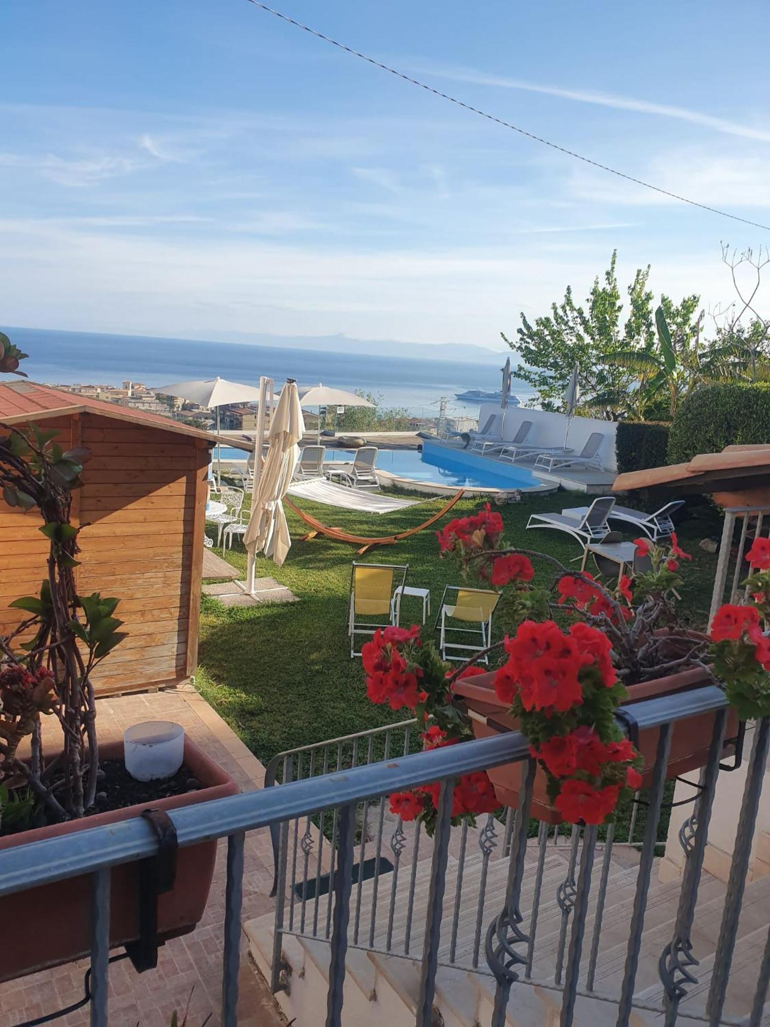 Villa Fontana Тропеа Екстериор снимка