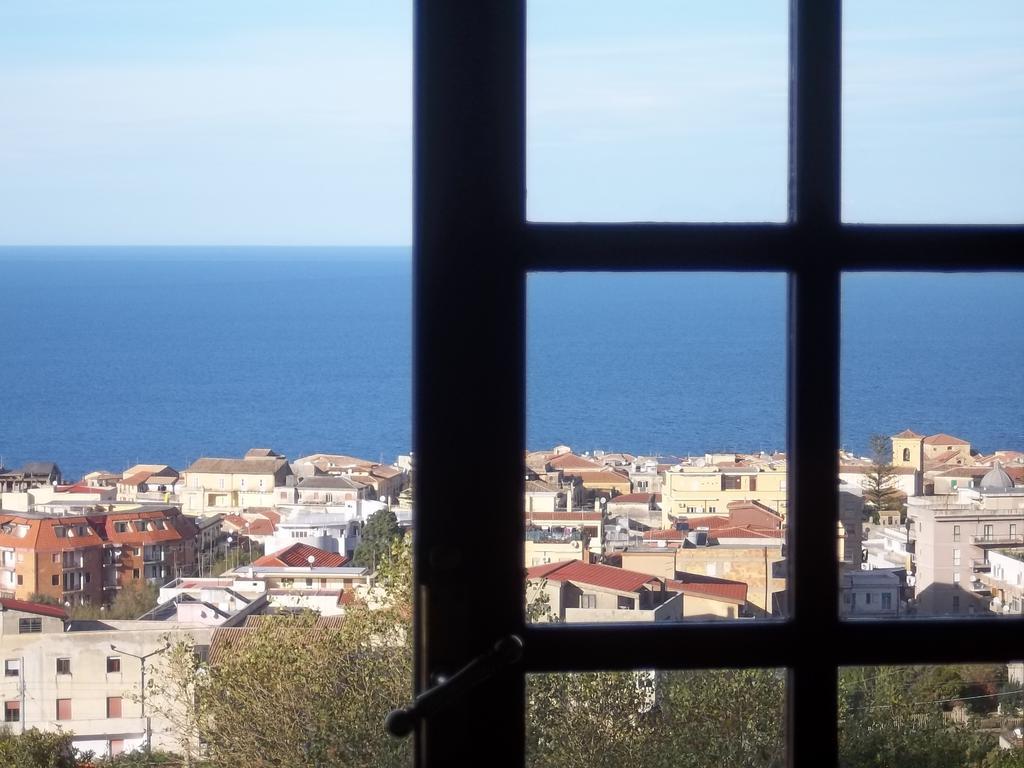 Villa Fontana Тропеа Екстериор снимка