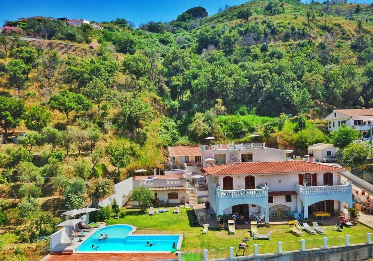 Villa Fontana Тропеа Екстериор снимка